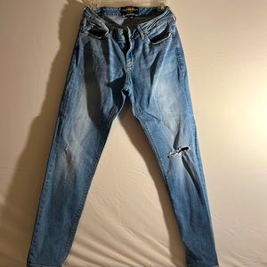 Skinny mid rise LUCKY jeans cute with heels